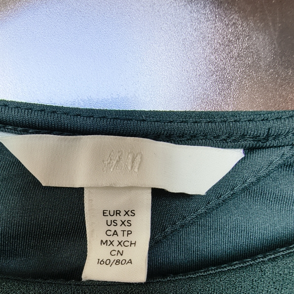 H&M Green Body Con Long-Sleeve Dress - Picture 5 of 6